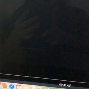 Meet your Posher, Elli